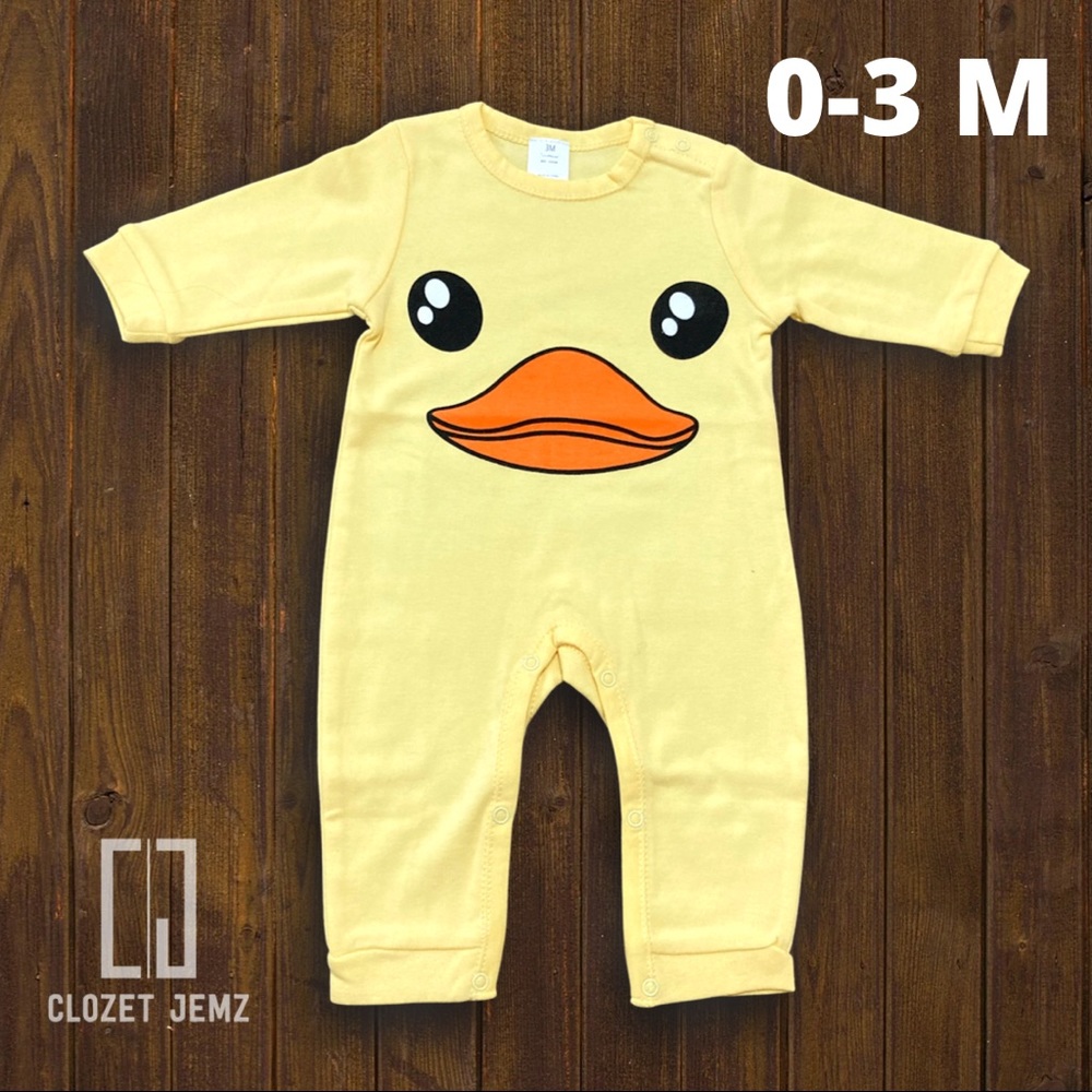 NEW 0-3 Month Infant Long Sleeve Romper With Duck Face